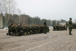 baziniu kariniu mokymu naujokai